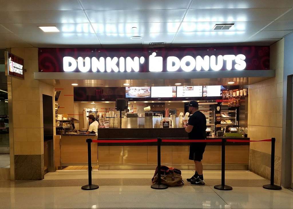 Dunkin | JFK International Airport Terminal 8, Jamaica, NY 11430, USA | Phone: (718) 244-0359