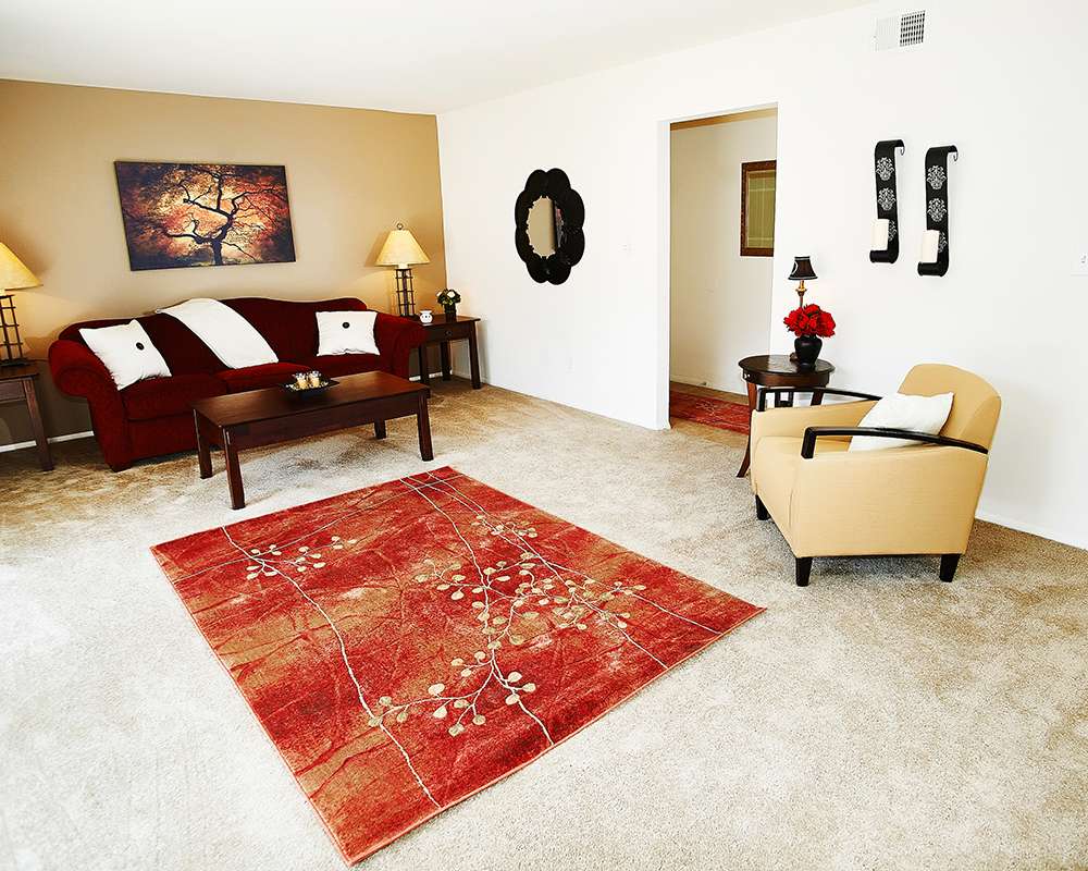 Williamsburg North Apartments in Indianapolis | 4430 Brookline Ct, Indianapolis, IN 46220, USA | Phone: (317) 253-5089