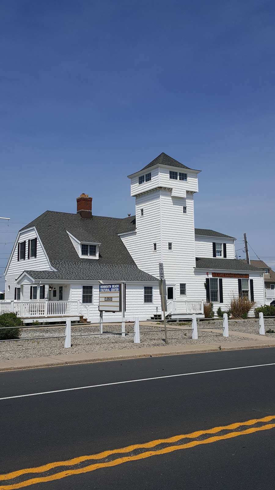 Monmouth Beach Cultural Center | 128 Ocean Ave, Monmouth Beach, NJ 07750, USA | Phone: (732) 229-4527