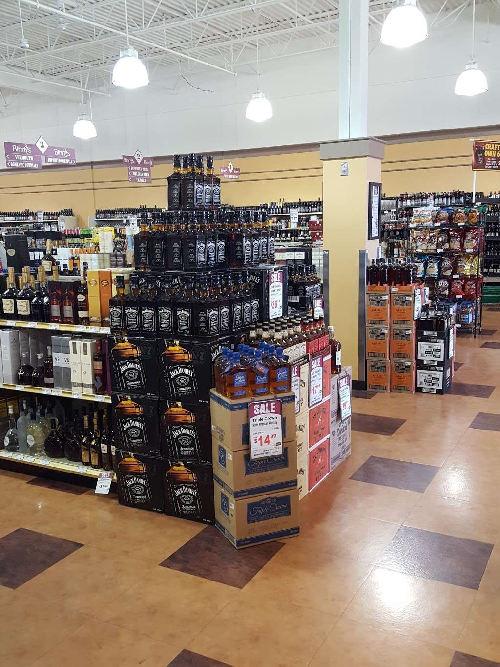 Binnys Beverage Depot | 844 S Randall Rd, Algonquin, IL 60102, USA | Phone: (847) 458-2470