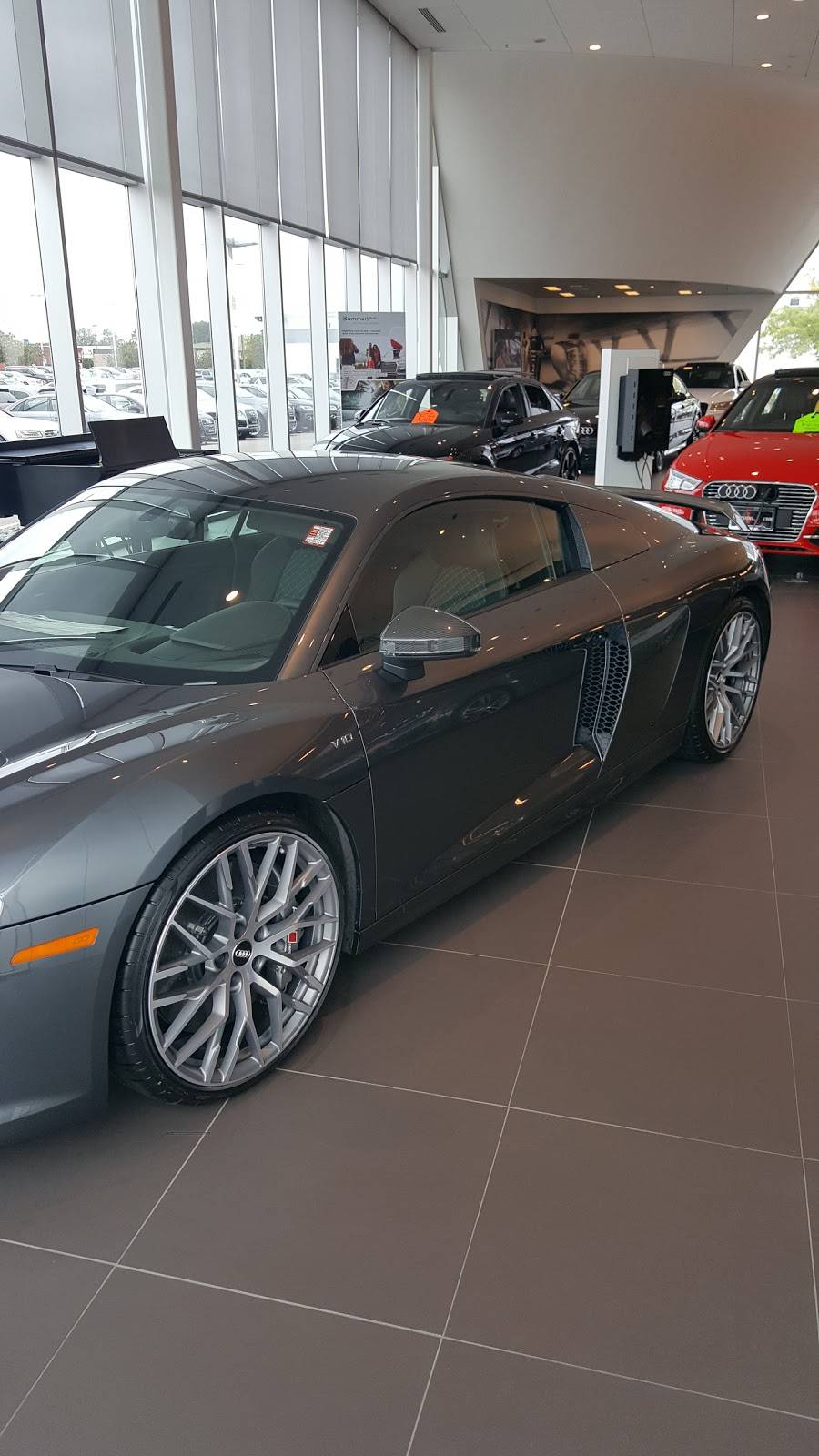 Audi Milwaukee | 10606 W Arthur Ave, West Allis, WI 53227, USA | Phone: (414) 543-3000