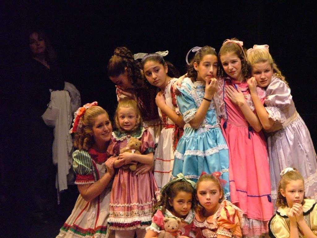 Performing Arts Ensemble | 37 Apple Farm Rd, Red Bank, NJ 07701, USA | Phone: (732) 614-5426