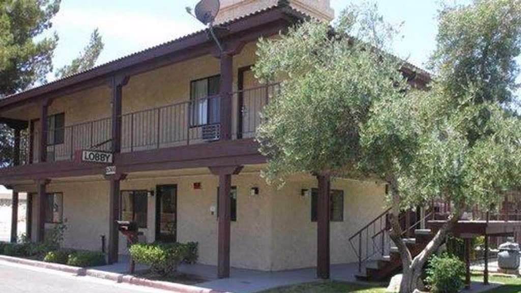 Rodeway Inn | 15366 La Paz Dr, Victorville, CA 92395, USA | Phone: (760) 243-5757