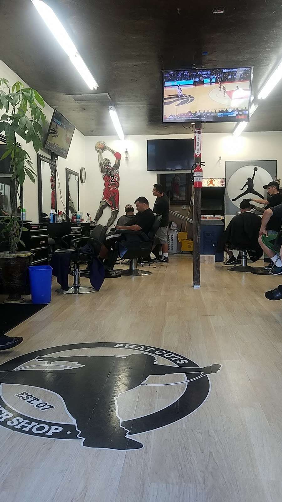 Phat Cuts | 3879 Imperial Hwy, Lynwood, CA 90262, USA | Phone: (310) 627-9299