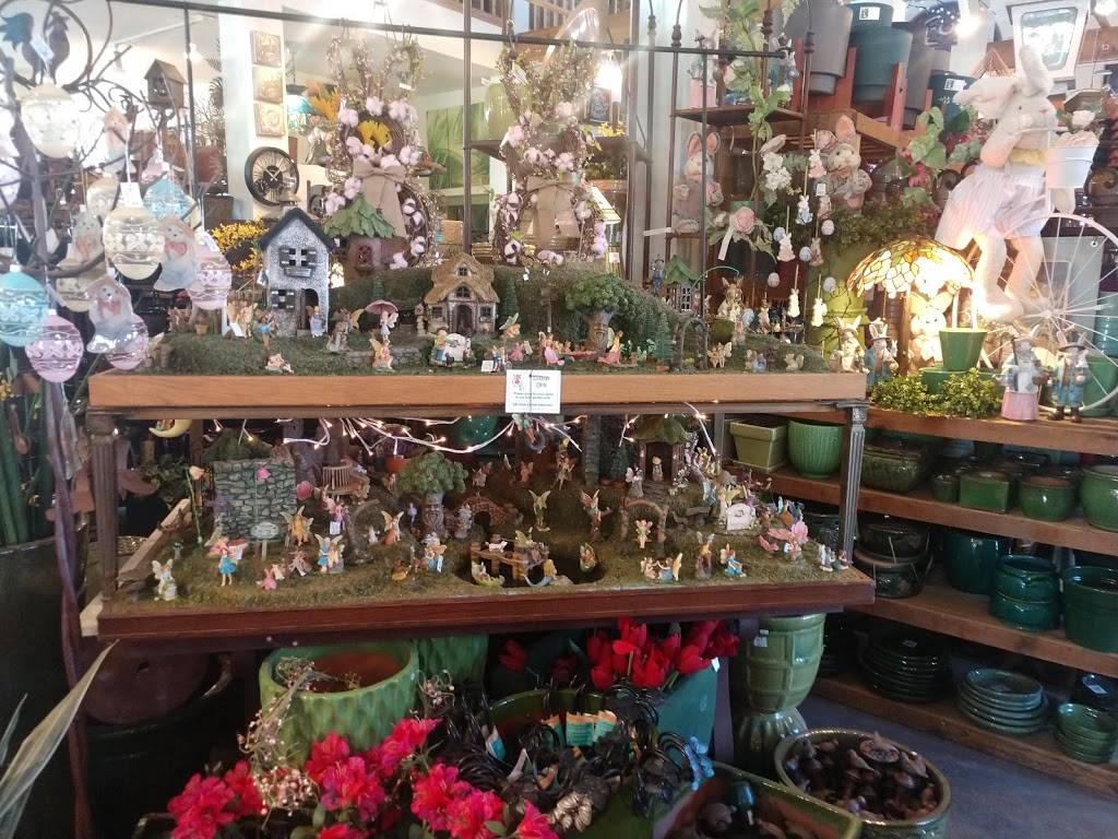 Highland Nursery | 1742 7th St W, St Paul, MN 55116 | Phone: (651) 698-1708