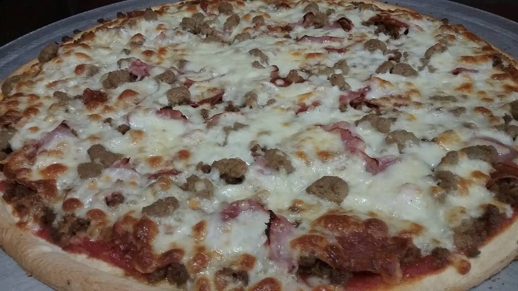 Circle Pizza Of Greentown | 110 W Main St, Greentown, IN 46936, USA | Phone: (765) 628-2049