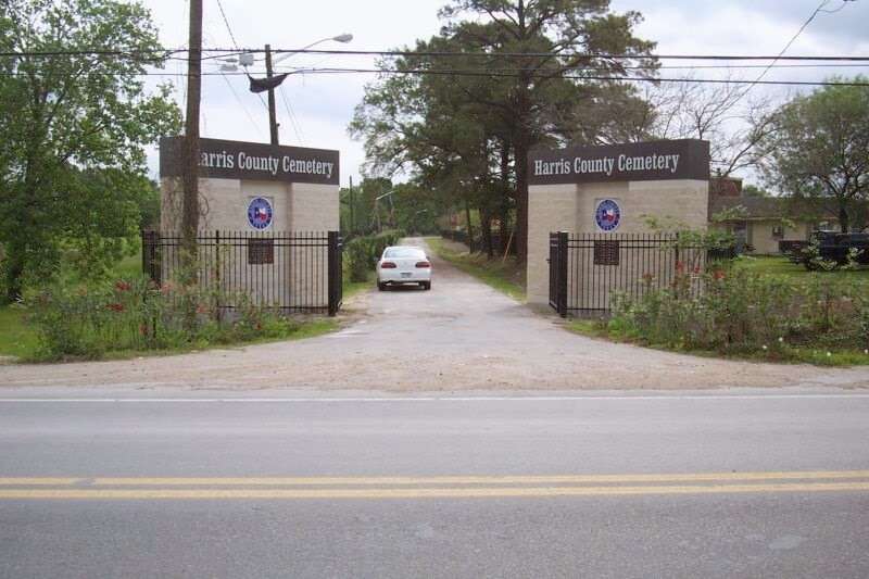 Harris County Cemetery | 5434 Oates Rd, Houston, TX 77013, USA | Phone: (713) 696-1952