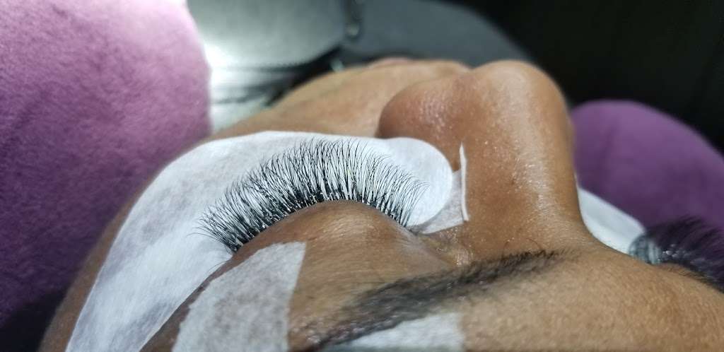 Katina ReNee Eyelash Extensions | 1855 Village Green Dr, Hyattsville, MD 20785 | Phone: (202) 681-2597