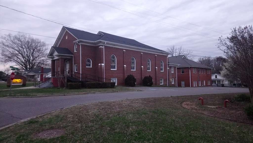 First United Methodist Church | 217 N Main St, Stanley, NC 28164, USA | Phone: (704) 263-2691