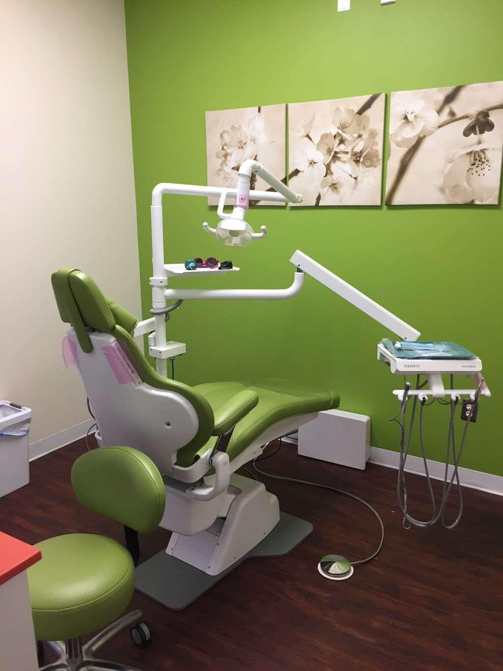 Valley Dental Care | 27 S Gateway Dr #121, Fredericksburg, VA 22406, USA | Phone: (540) 693-4904