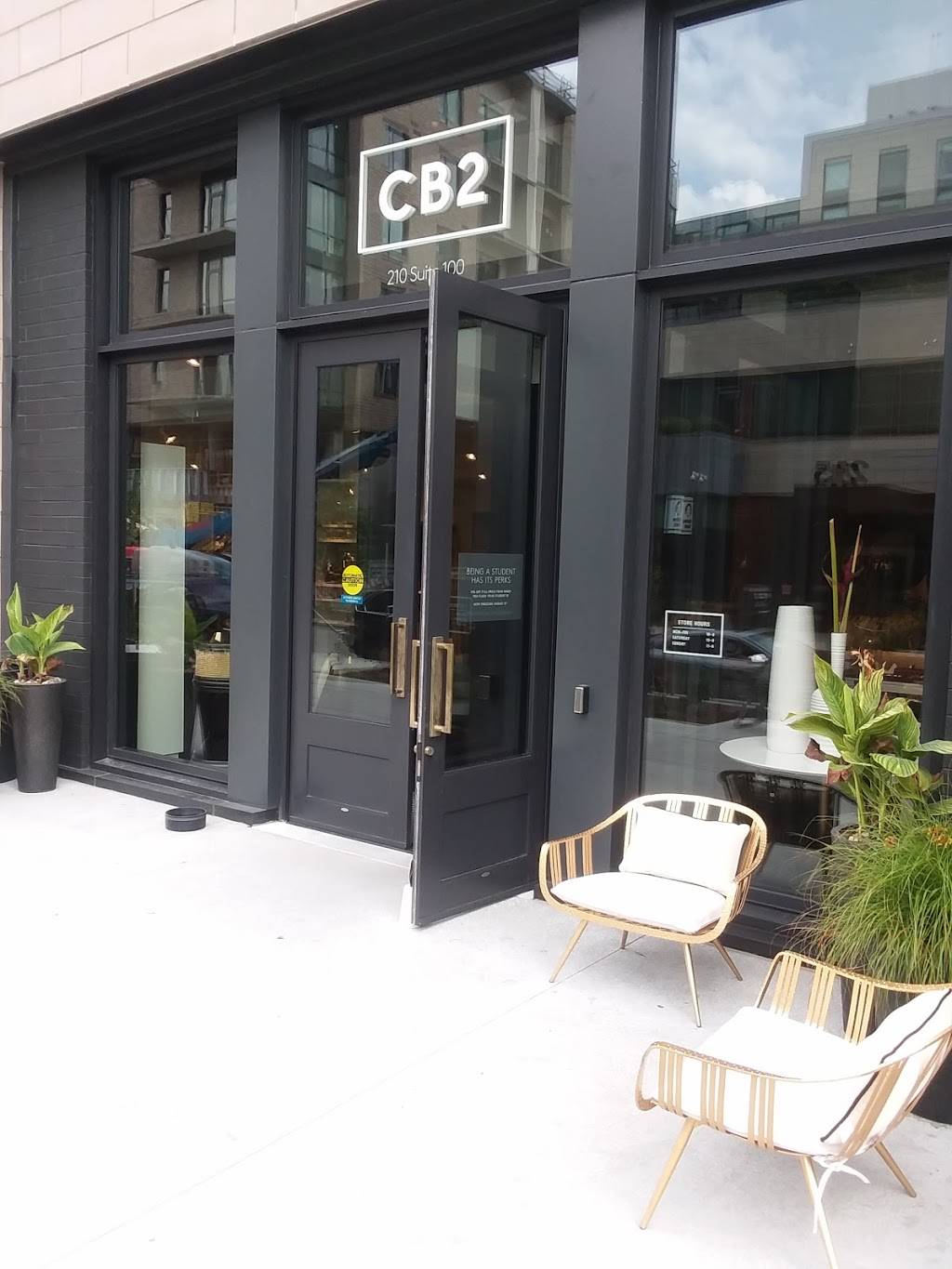 CB2 Cherry Creek North - Curbside Pickup Available | 210 St Paul St, Denver, CO 80206, USA | Phone: (303) 957-1825