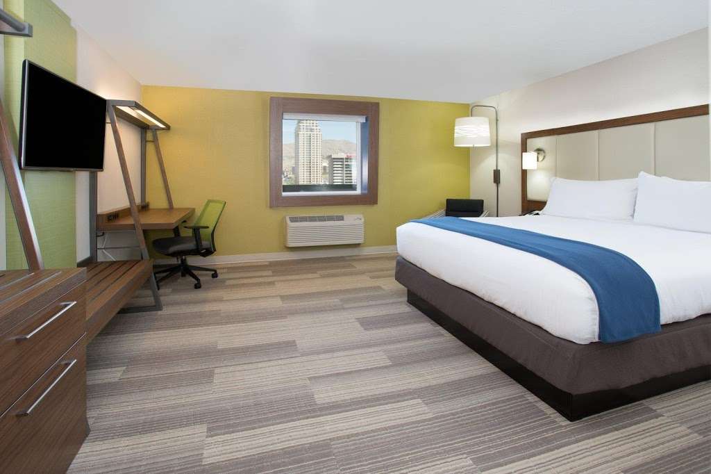 Holiday Inn Express Greensburg | 915 Ann Blvd, Greensburg, IN 47240, USA | Phone: (812) 663-5500