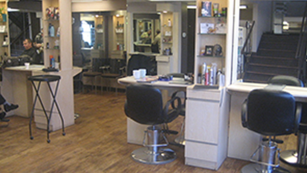 Flair Styling Studio & Day Spa | 4913 75th St, Kenosha, WI 53142, USA | Phone: (262) 694-2011