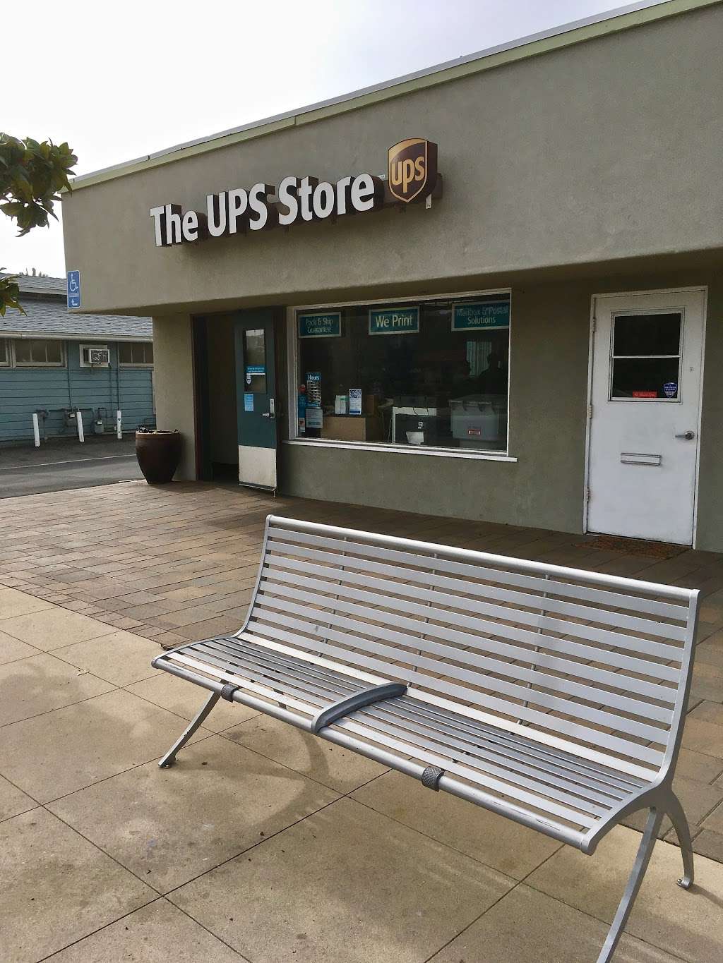 The UPS Store | 249 S Hwy 101, Solana Beach, CA 92075, USA | Phone: (858) 481-1414