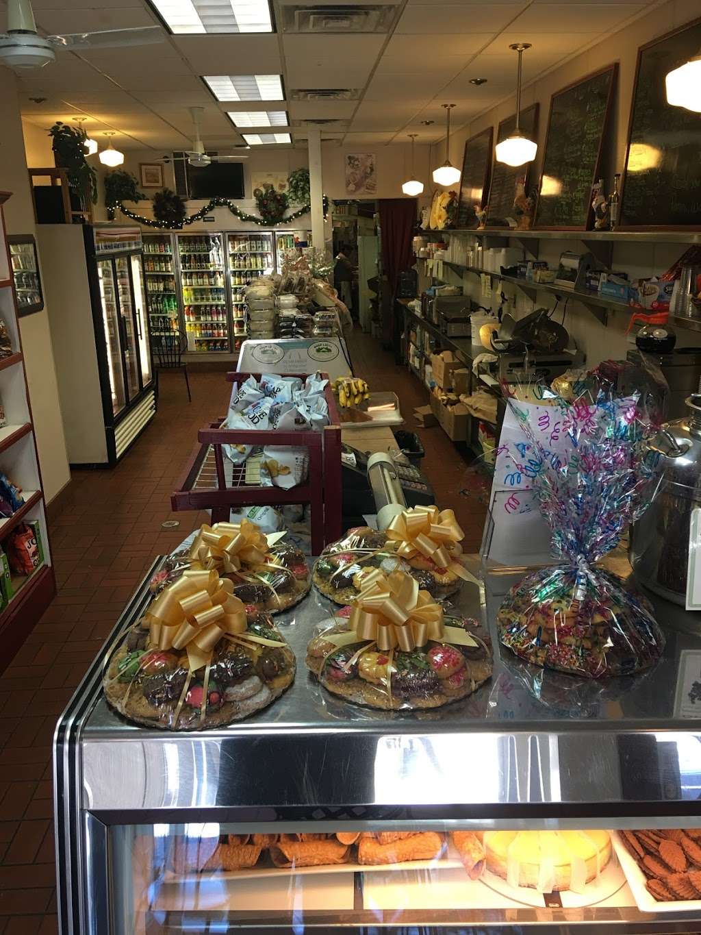 Villarinas Deli & Catering | 3303, 27 S Greeley Ave, Chappaqua, NY 10514, USA | Phone: (914) 238-7153