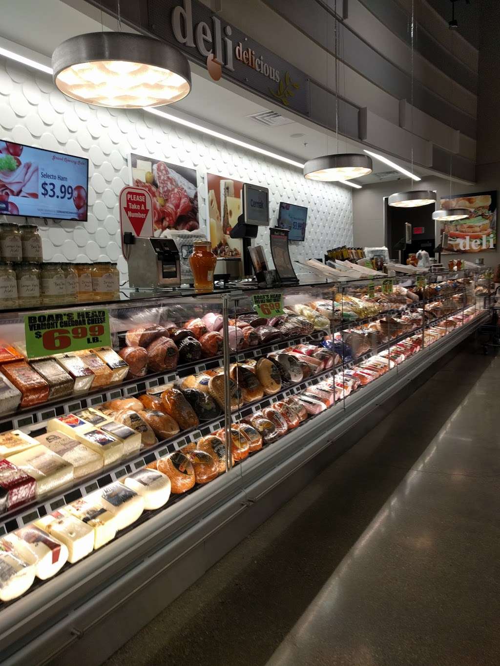 Cermak Fresh Market | 1236 S Barclay St, Milwaukee, WI 53204, USA | Phone: (414) 645-2695