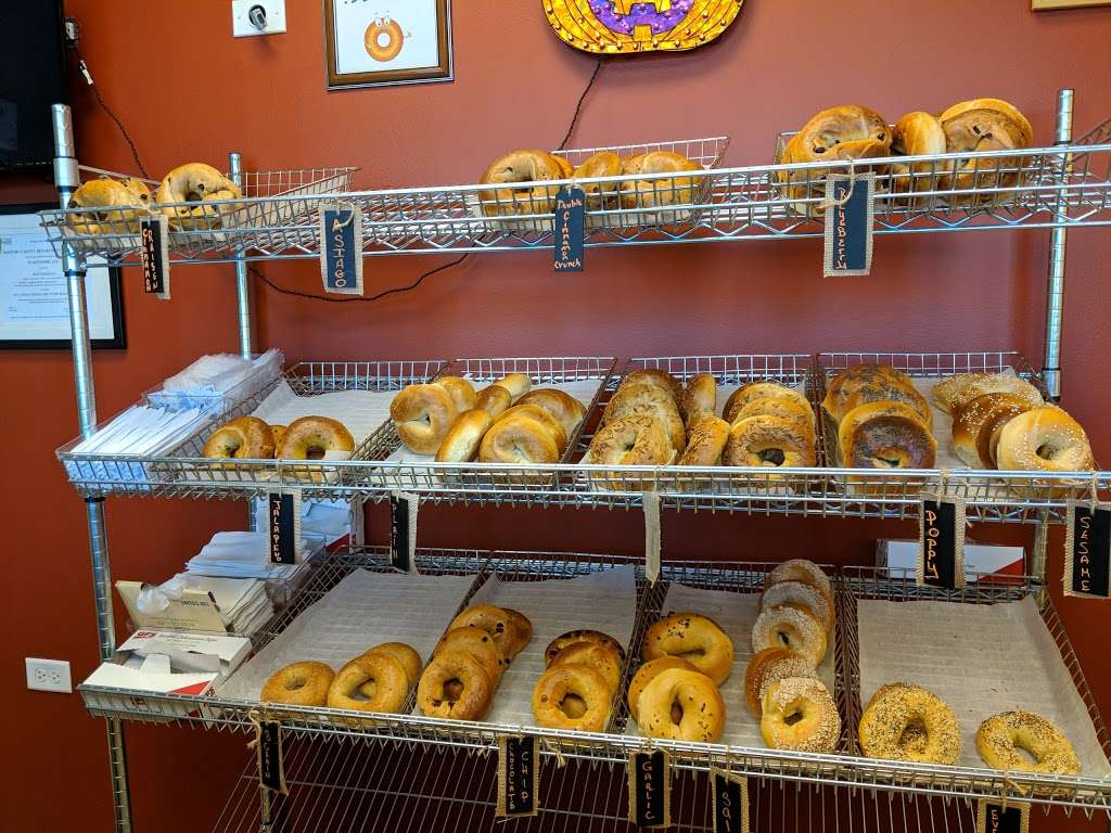 Iras Bagels | 9471 Ackman Rd, Lake in the Hills, IL 60156, USA | Phone: (224) 858-4336