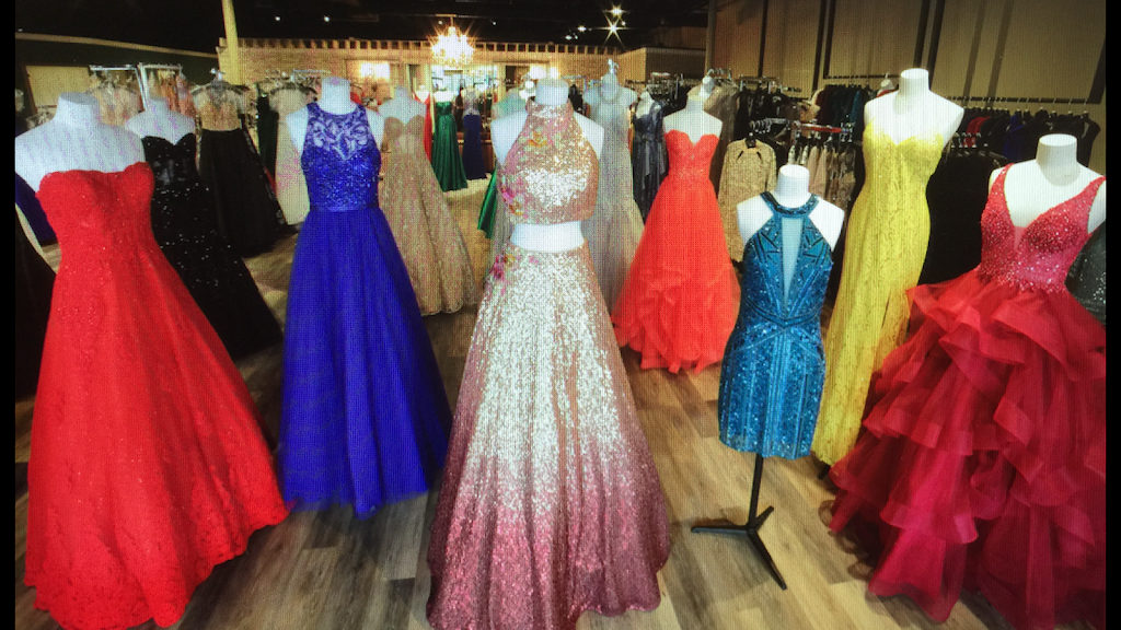 Cranes Dress Boutique | 27858 Interstate 45 N, The Woodlands, TX 77385, USA | Phone: (281) 771-5840