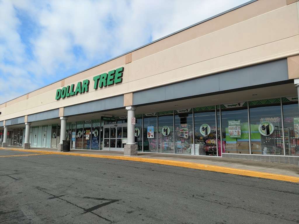 Dollar Tree | 18036 Mateny Rd, Germantown, MD 20874, USA | Phone: (301) 972-1962