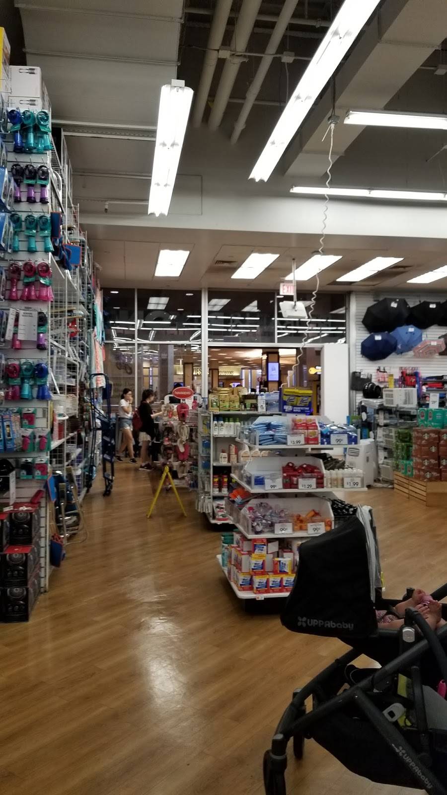 Bed Bath & Beyond | 270 Greenwich St, New York, NY 10007, USA | Phone: (212) 233-8450