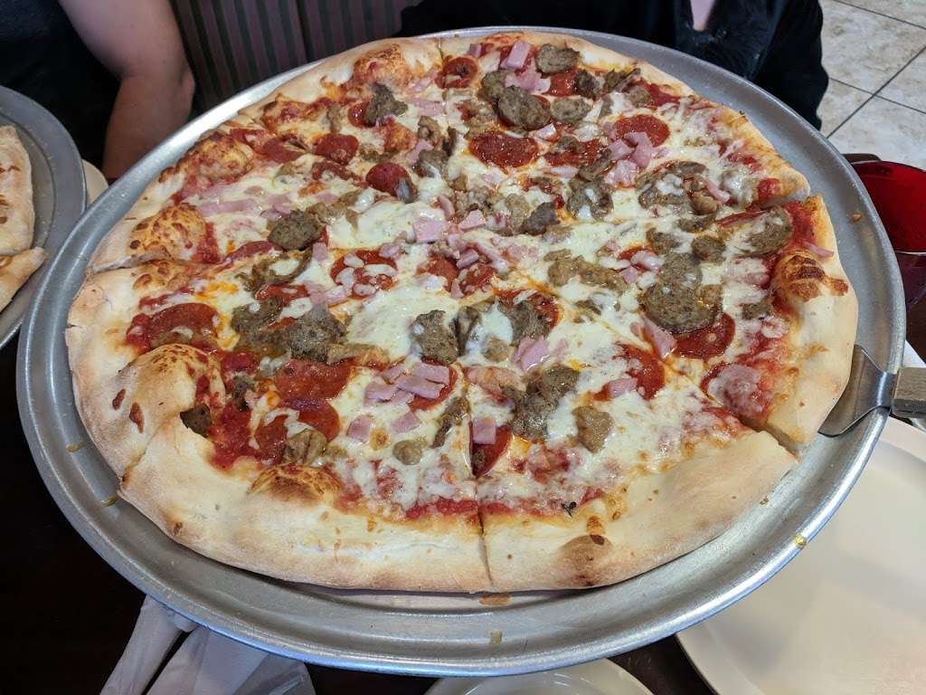 Anthonys Pizza | W Old US Highway 441, Mt Dora, FL 32757, USA | Phone: (352) 357-8484