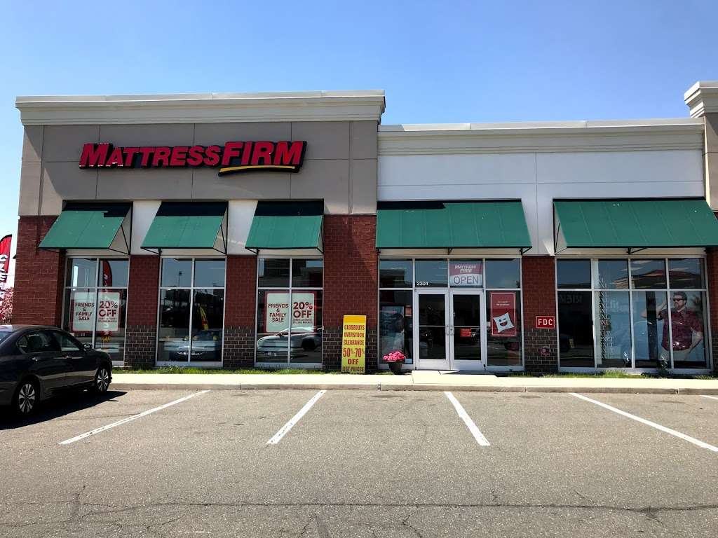 Mattress Firm Quartermaster Plaza | 2304 W Oregon Ave, Philadelphia, PA 19145, USA | Phone: (215) 336-3700