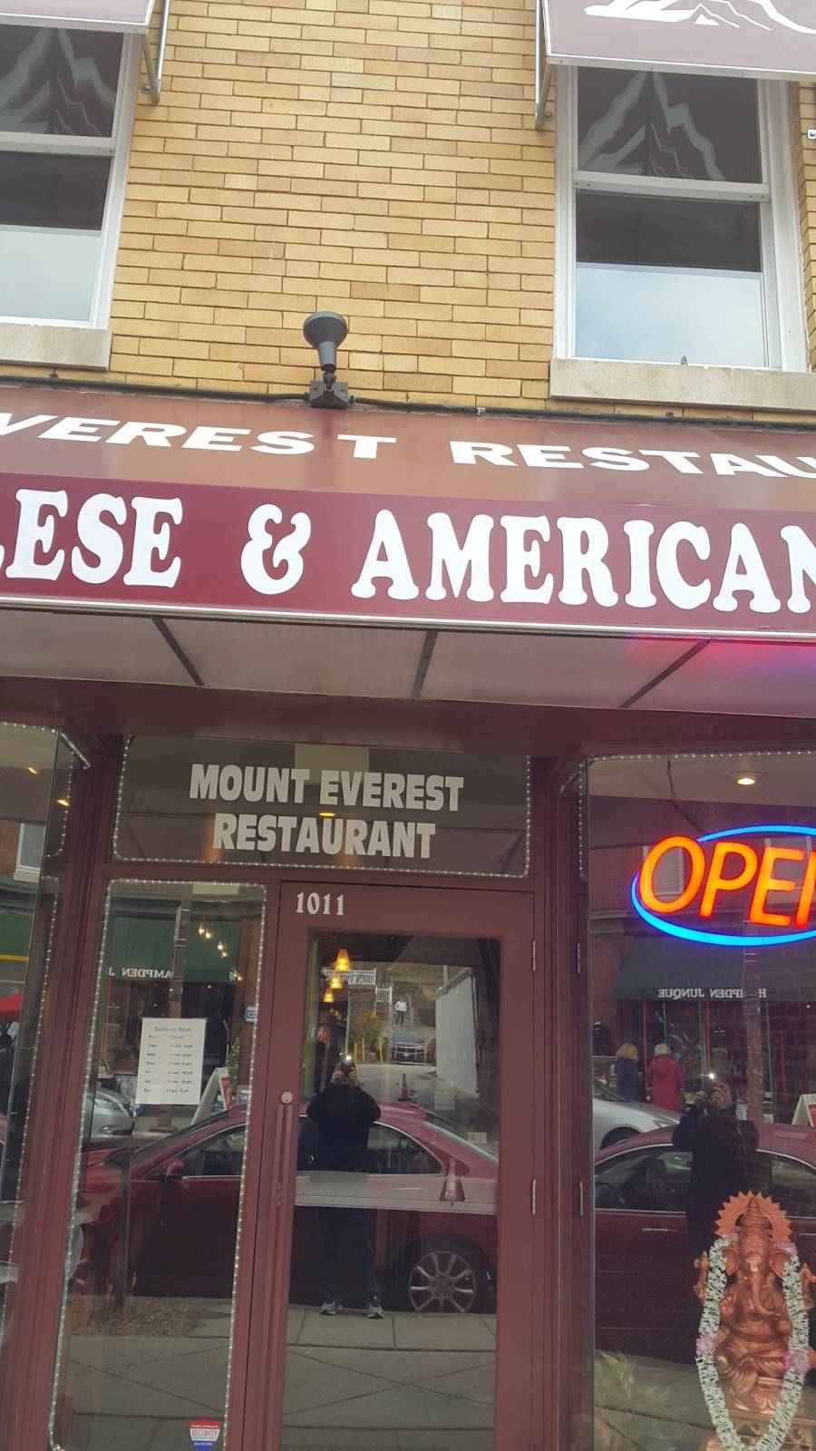 Mount Everest Restaurant and Bar | 1011 W 36th St, Baltimore, MD 21211, USA | Phone: (410) 366-1163