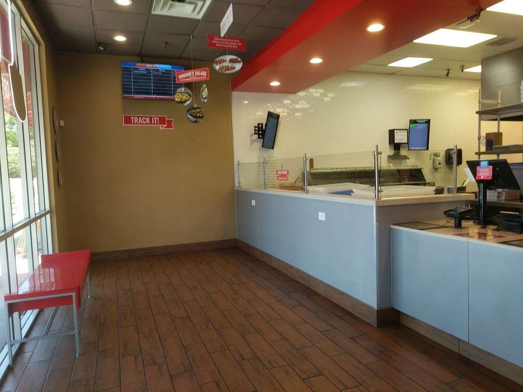 Dominos Pizza | 33982 Mission Trail Ste C, Wildomar, CA 92595, USA | Phone: (951) 674-7766