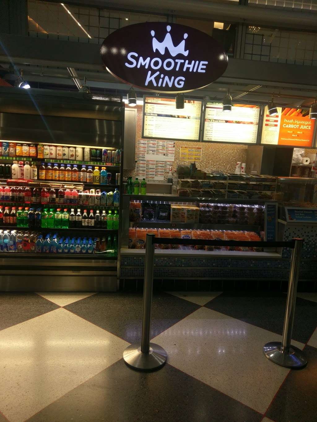 Smoothie King | United Terminal 1 Gate B-6, Chicago OHare Airport, Chicago, IL 60666, USA | Phone: (800) 577-4200