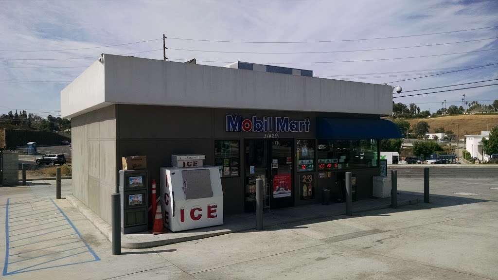 Mobil | 31429 Yucaipa Blvd, Yucaipa, CA 92399, USA | Phone: (909) 794-7060