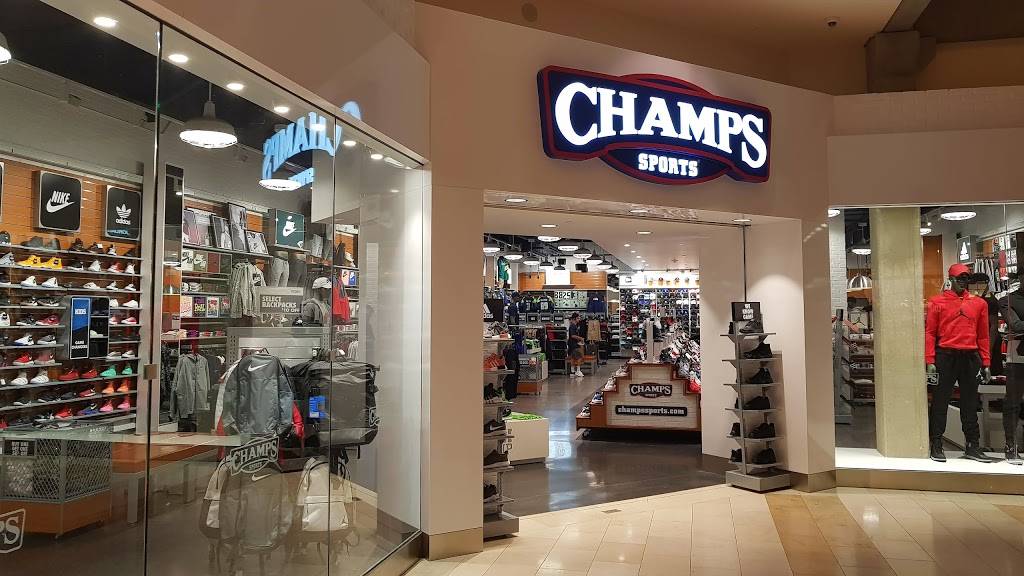 Champs Sports | 176 Bellevue Square, Bellevue, WA 98004, USA | Phone: (425) 454-7222