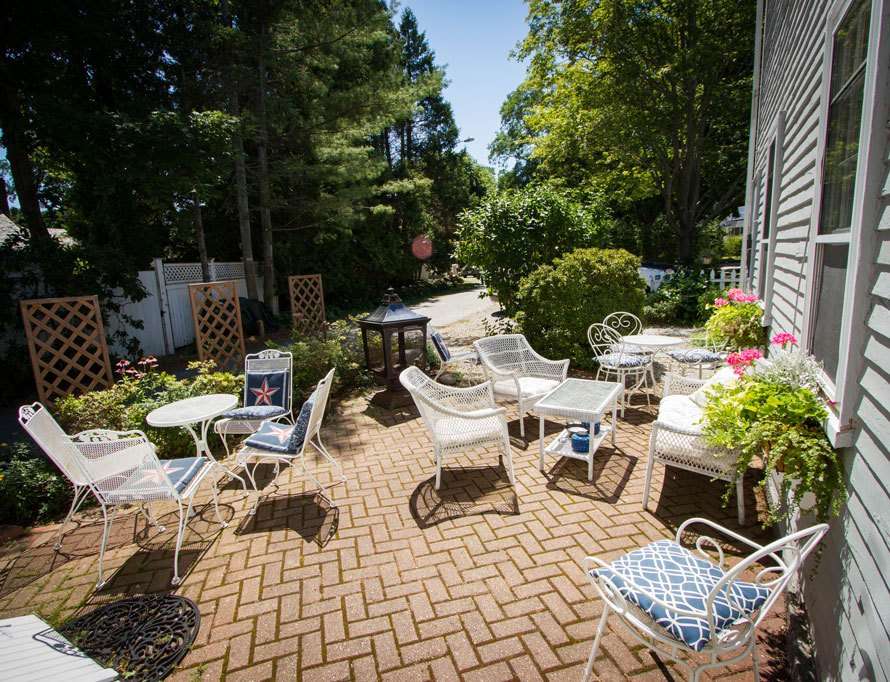 Sally Webster Inn | 34 Mt Pleasant St, Rockport, MA 01966, USA | Phone: (978) 546-9251