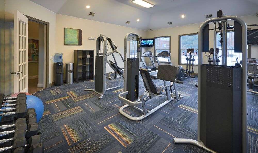 Skyecrest Apartments | 7846 W Mansfield Pkwy, Lakewood, CO 80235, USA | Phone: (303) 984-1940