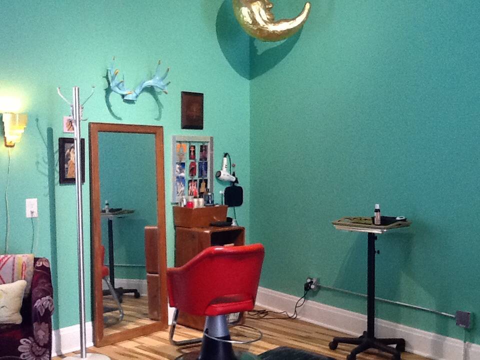 Over the Moon Hair Saloon | 1417 N 54th St, Milwaukee, WI 53208, USA | Phone: (414) 687-4848