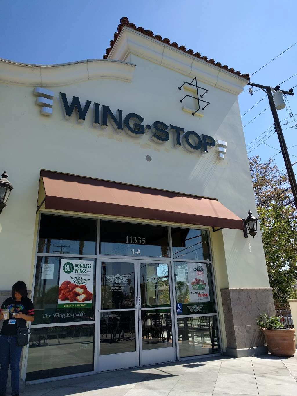 Wingstop 11335 Thienes Ave 1a, South El Monte, CA 91733