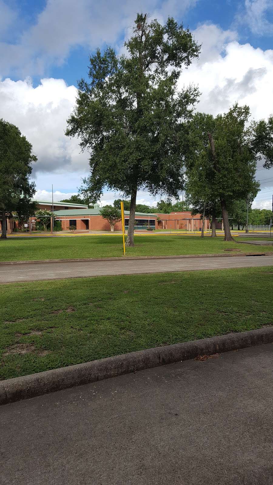 Purple Sage Elementary School | 6500 Purple Sage Rd, Houston, TX 77049, USA | Phone: (832) 386-3100