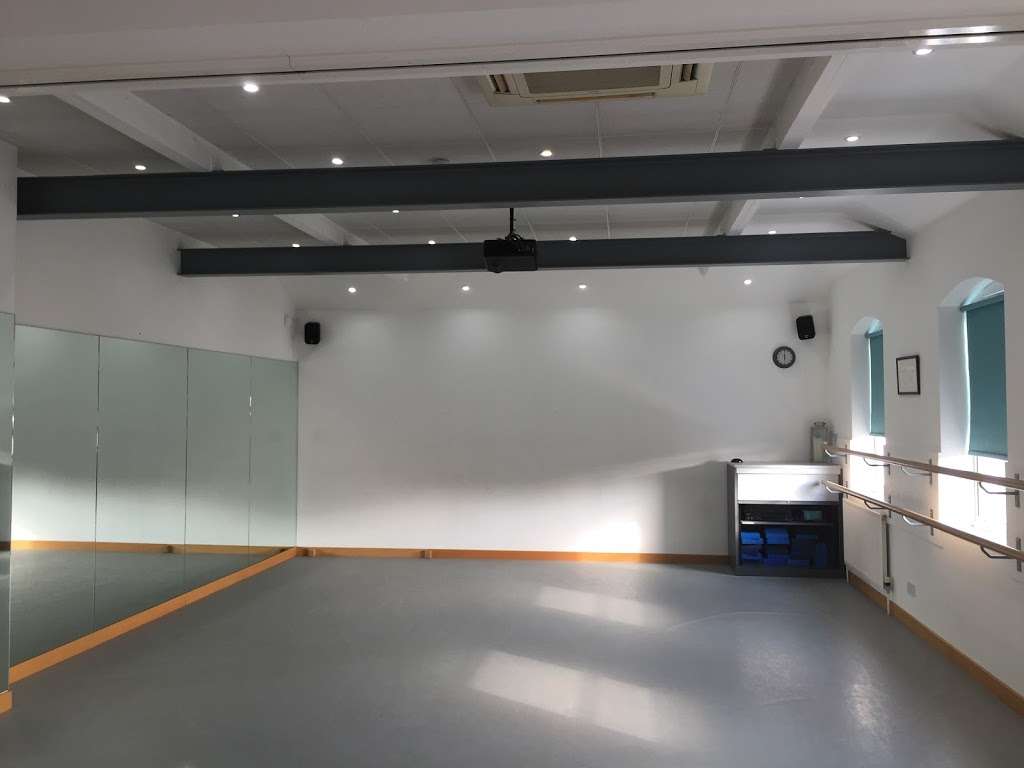 Elite Theatre Arts | 20 Chantry Ln, Bromley BR2 9QL, UK | Phone: 07468 439871