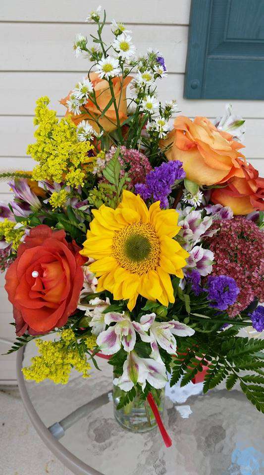 Helenes Florist | 5212 Mine Rd, Kinzers, PA 17535, USA | Phone: (610) 857-5565