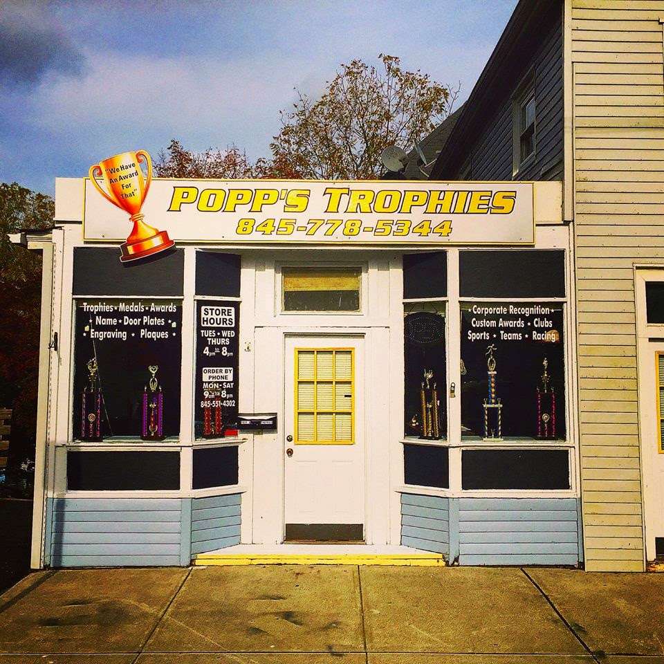 Popps Trophies | 158 W Main St, Walden, NY 12586, USA | Phone: (845) 778-5344