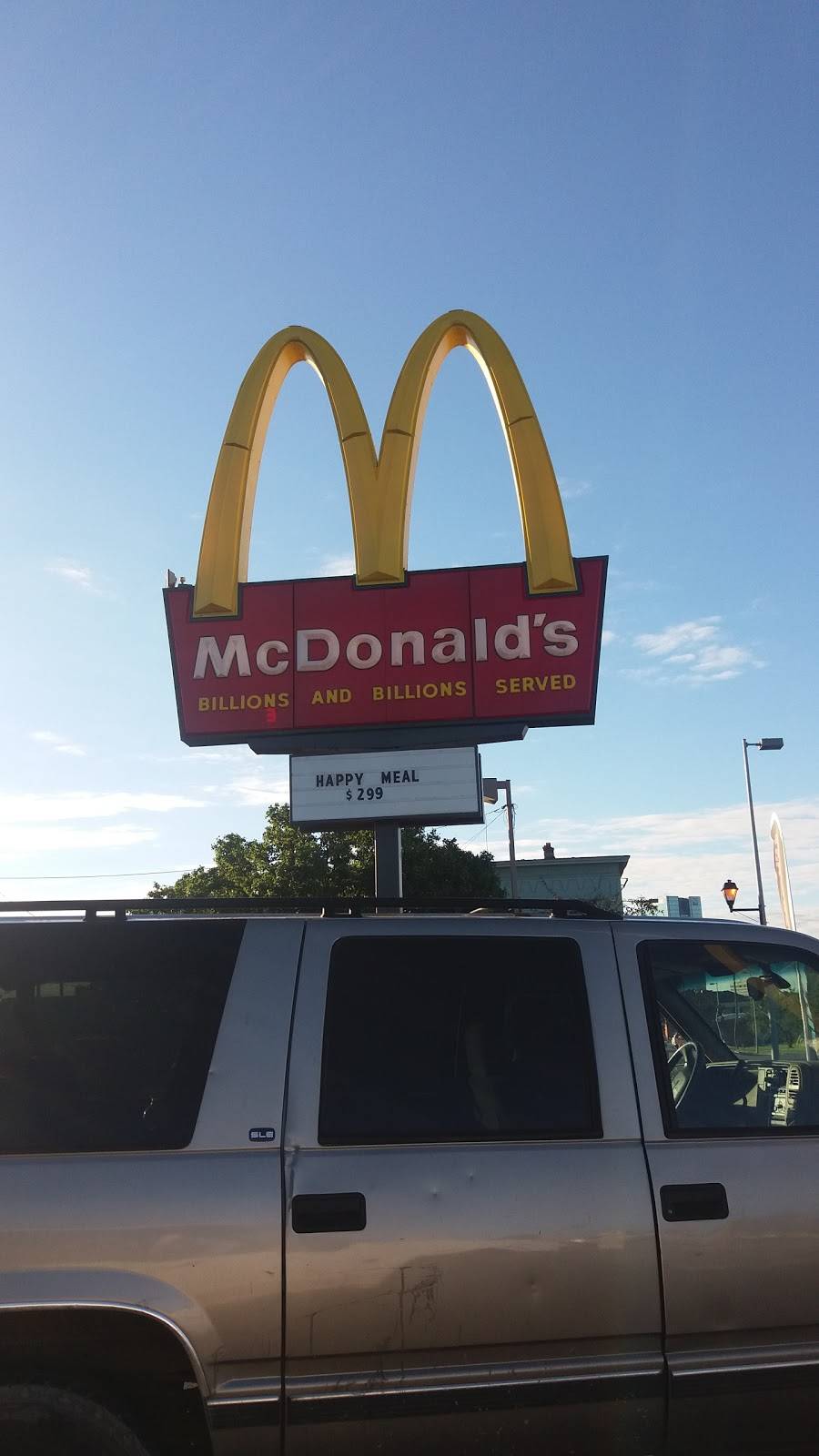 McDonalds | 1520 Cherry St, Toledo, OH 43608 | Phone: (419) 244-5211