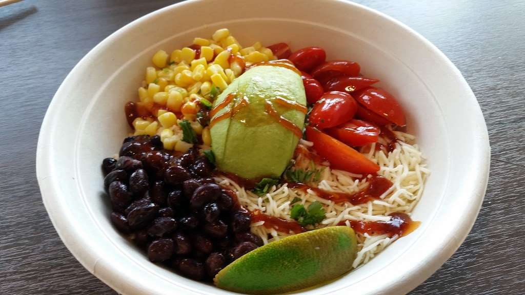 freshii | 600 E Grand Ave, Chicago, IL 60611 | Phone: (312) 222-5757