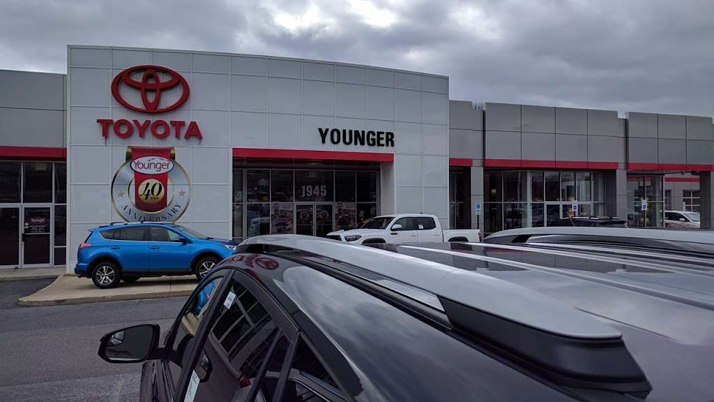 Younger Toyota - car repair  | Photo 3 of 10 | Address: 1945 Dual Hwy, Hagerstown, MD 21740, USA | Phone: (301) 733-2300