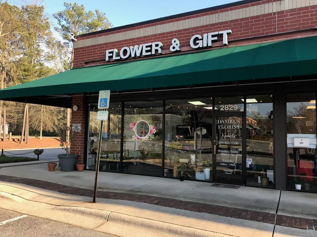 Daniels Florist | 2829 Jones Franklin Rd, Raleigh, NC 27606, USA | Phone: (919) 851-1500