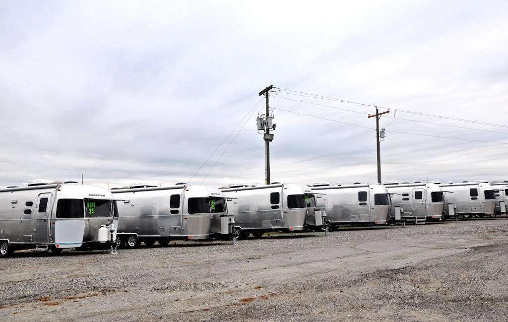 Airstream of Virginia | 10300 NorthLake Park Dr, Ashland, VA 23005, USA | Phone: (855) 570-4398