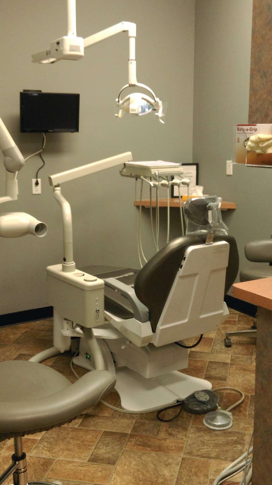 Dentists On Nellis | 2755 S Nellis Blvd Suite 12, Las Vegas, NV 89121 | Phone: (702) 508-0504