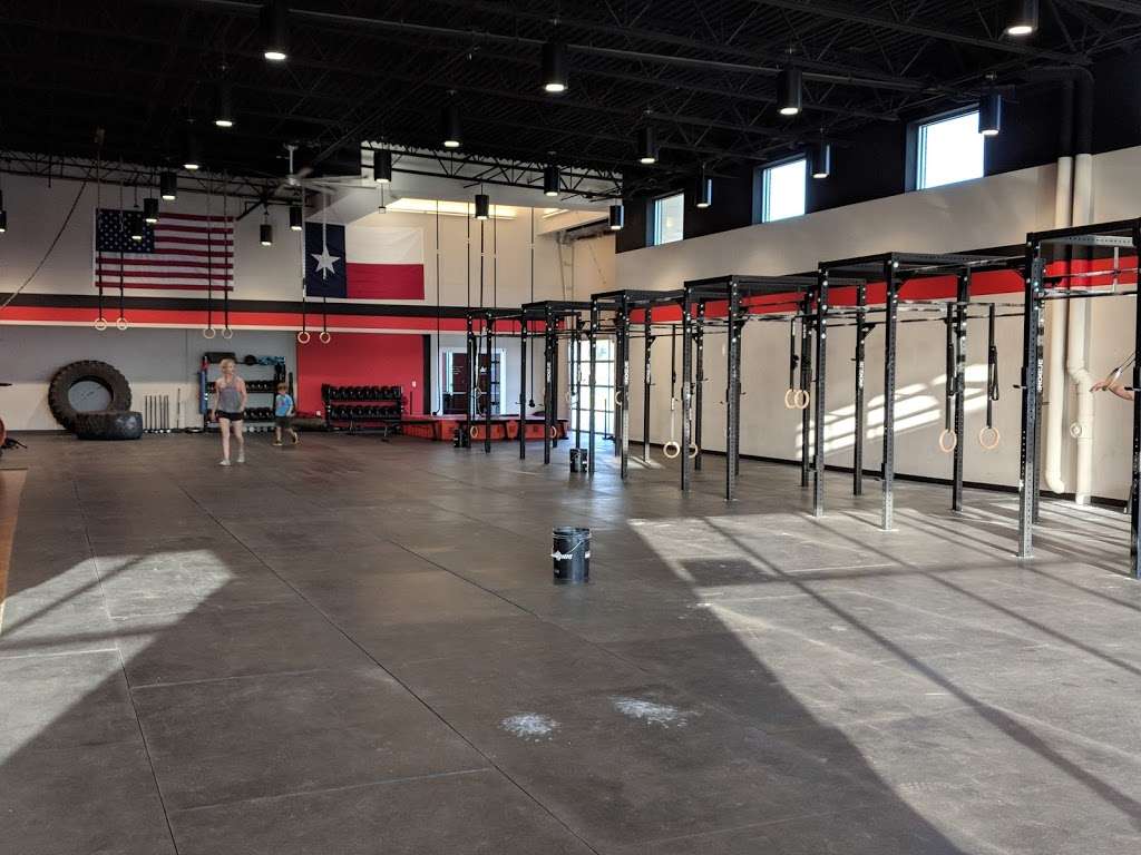 Crossfit Patriot Way | 801 Patriot Way, Flower Mound, TX 75028, USA | Phone: (469) 702-0360