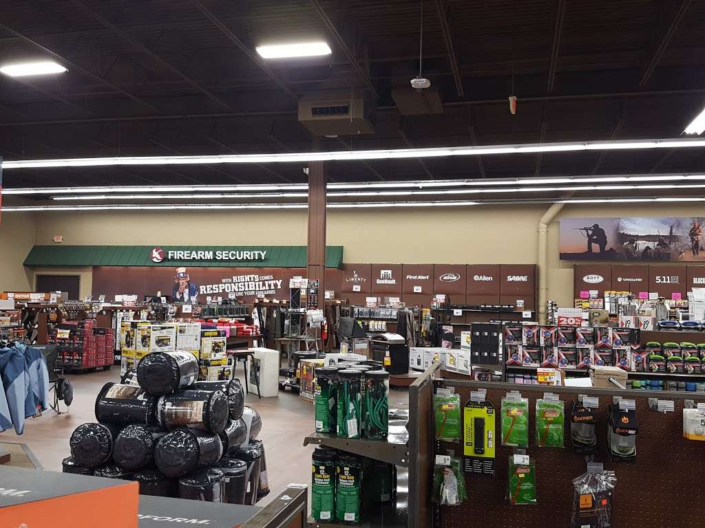 Gander Outdoors of Kenosha | 6802 118th Ave, Kenosha, WI 53142, USA | Phone: (262) 857-3757