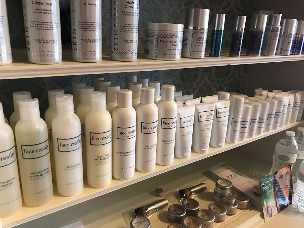 Red Brick Skincare Studio | 102 W Lincoln Ave, Hinckley, IL 60520, USA | Phone: (815) 513-4454