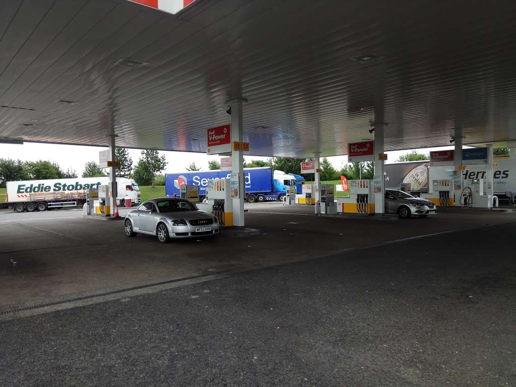 Shell | M11 Dunmow Rd, Bishops Stortford CM23 5QZ, UK | Phone: 01279 652364