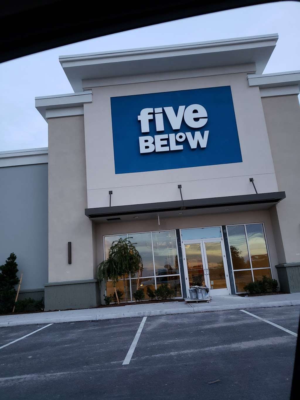 Five Below | 11613 Regency Village Dr, Orlando, FL 32821 | Phone: (407) 465-0246